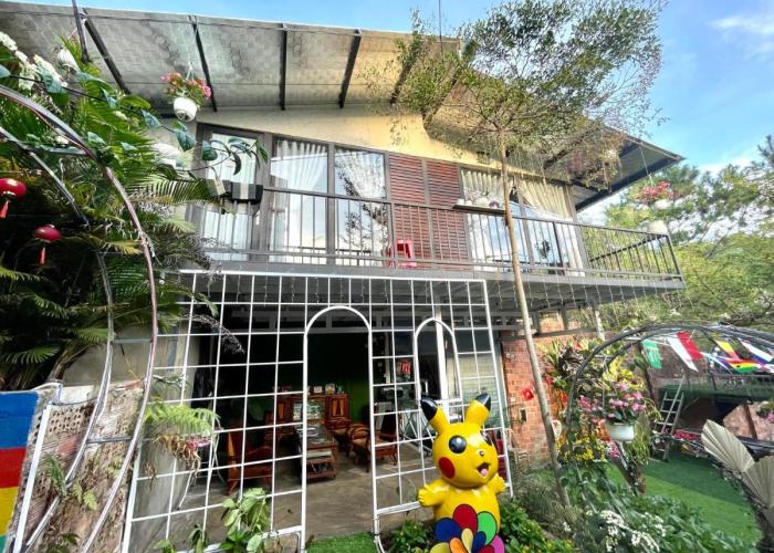 Lake view homestay