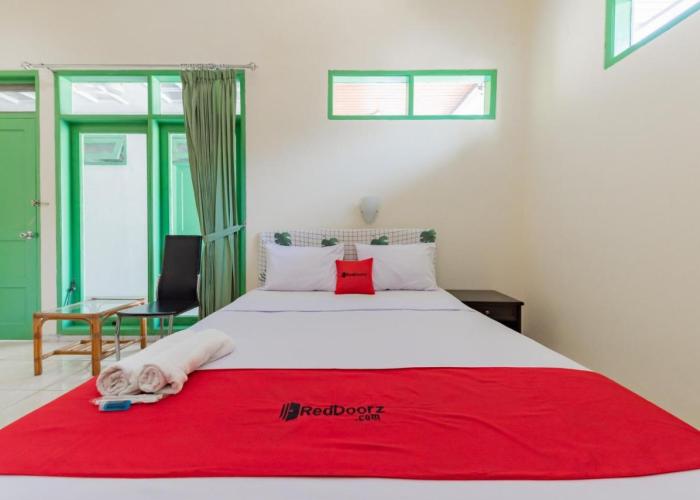 RedDoorz @ Jalan R.E. Martadinata Sukabumi