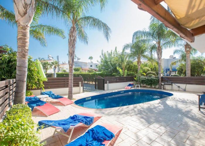Villa Papantonia