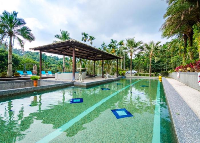 Butchard Villas
