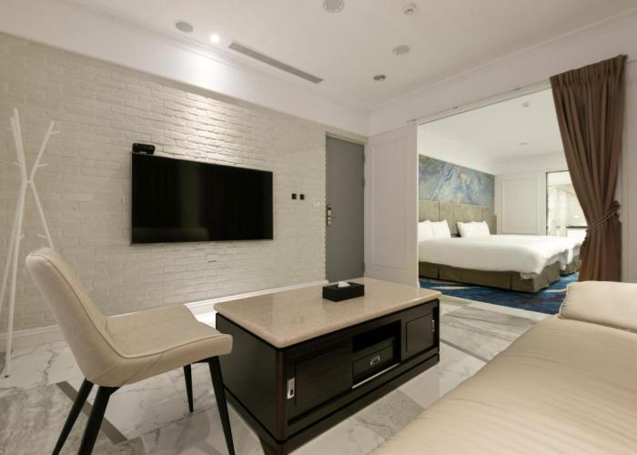 Fengjia JinRui Hotel