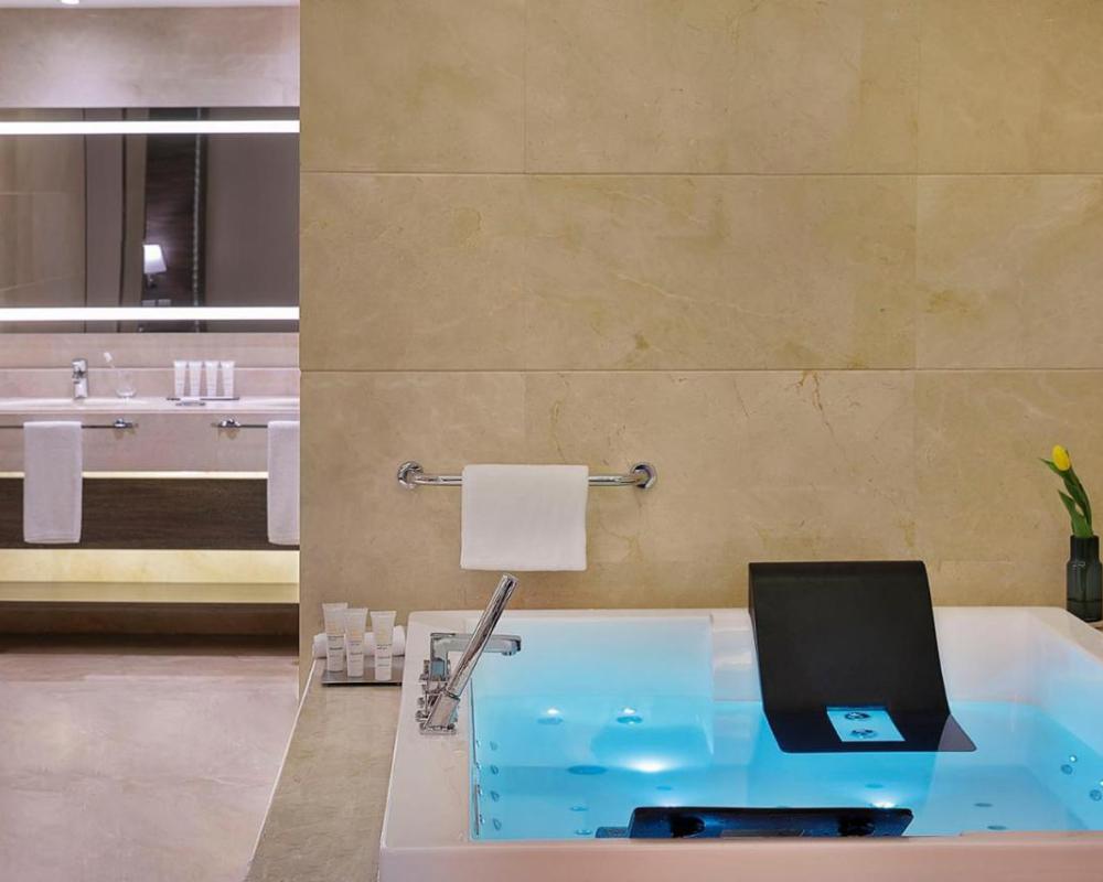 фото voco Al Khobar, an IHG Hotel