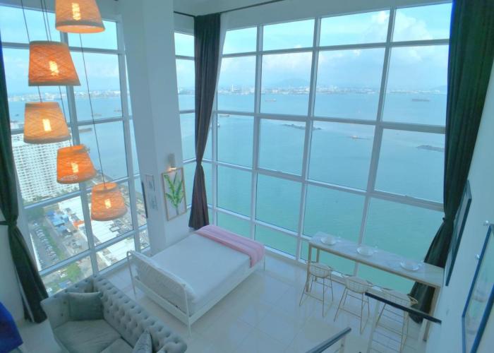Maritime Suites by Comfy