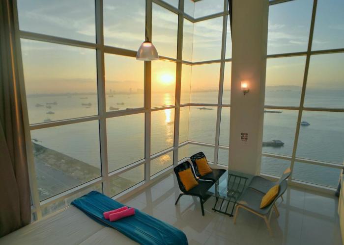 Maritime Suites by Comfy