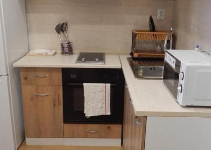 Serdika station, bright and cozy apartment