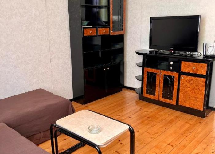 Serdika station, bright and cozy apartment