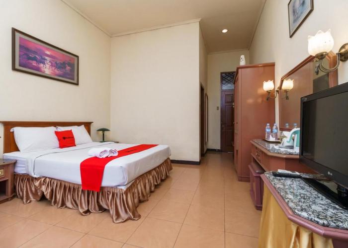 RedDoorz near Transmart Pangkal Pinang