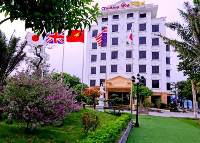 Thông Đỏ Hotel