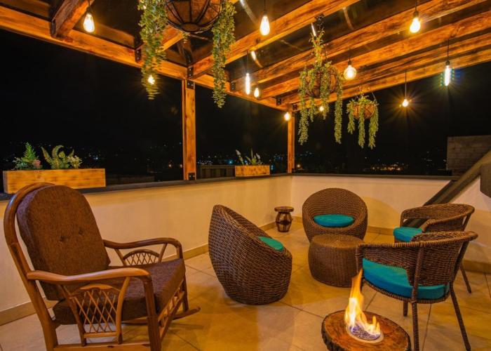 The Traveler Hostel