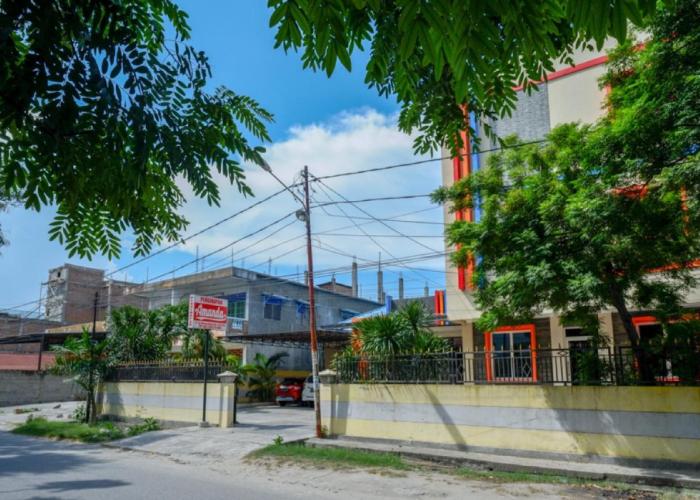 RedDoorz near Millenium Waterpark Palu