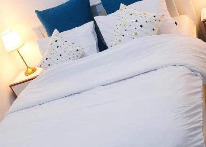 Charming Luxury Room 10 Min from the Old City