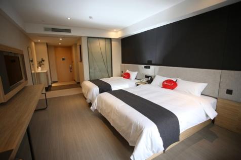 Thank Inn Plus Jiangsu Zhenjiang Jiangkou District Hongdou Square