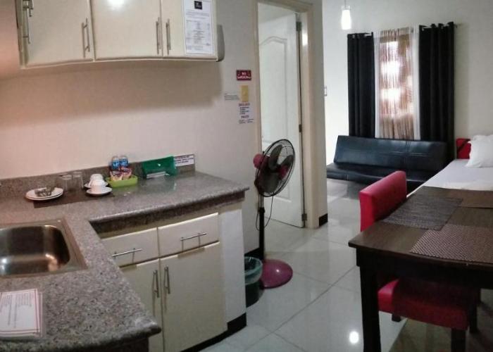 V.F. Riton Apartelle