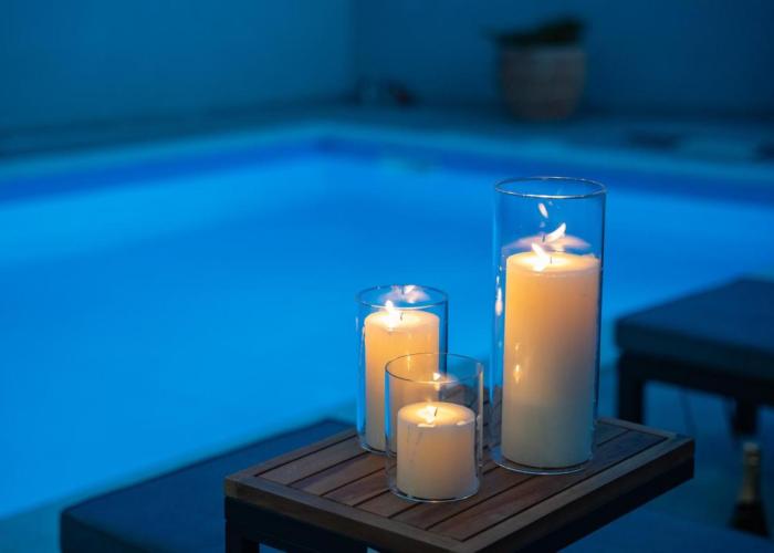 Pool and Breakfast Apartments Villa Maro
