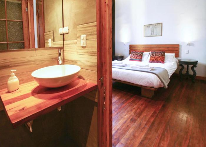 Casa California Guesthouse