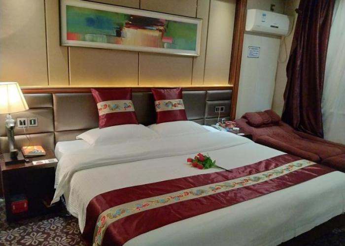 GreenTree Alliance Xinyang Pingqiao District Nanjing Road Dongyang Hotel