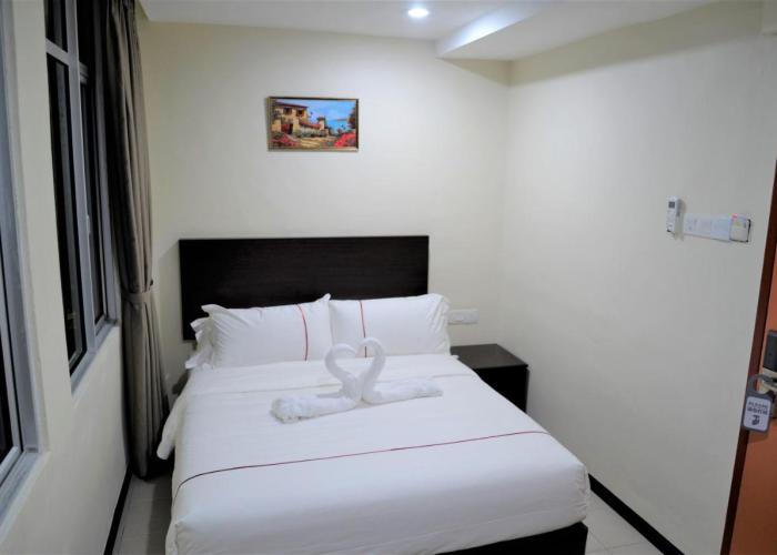 DCozy Hotel