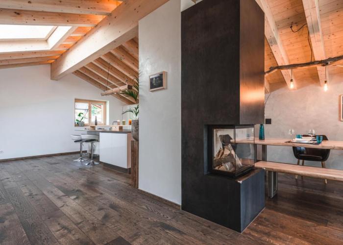 Joe's Place - luxury lifestyle apartment