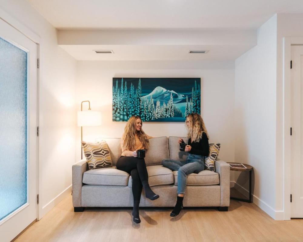 фото Basecamp Resorts Revelstoke