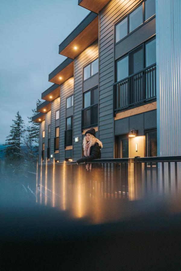 фото Basecamp Resorts Revelstoke