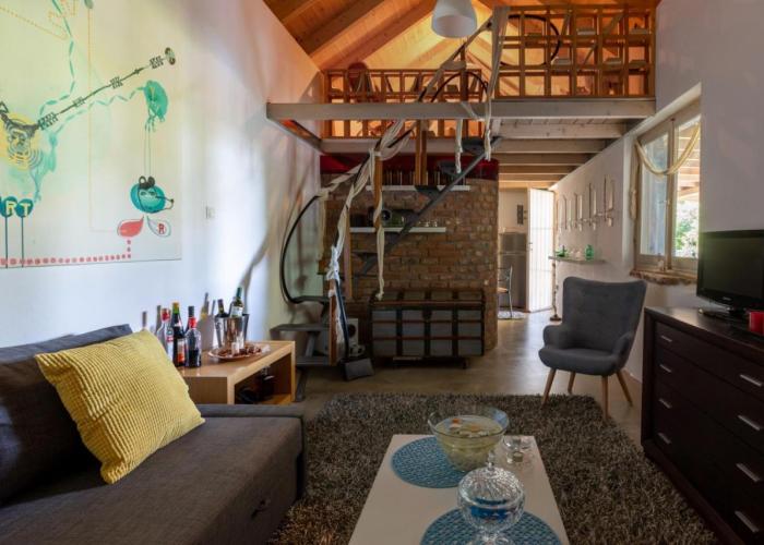 Sinanis Garden House