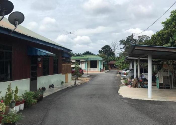 OPRO S&S Homestay Pagoh Malay Only