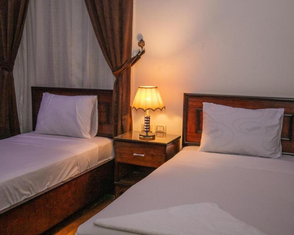 фото Regency inn