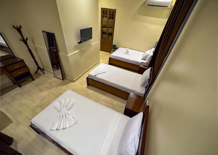 Regency inn