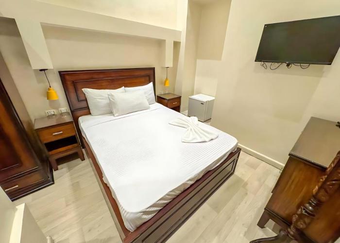 Regency inn