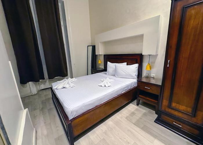 Regency inn