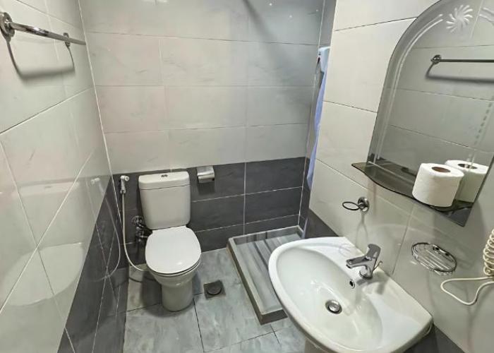 Regency inn