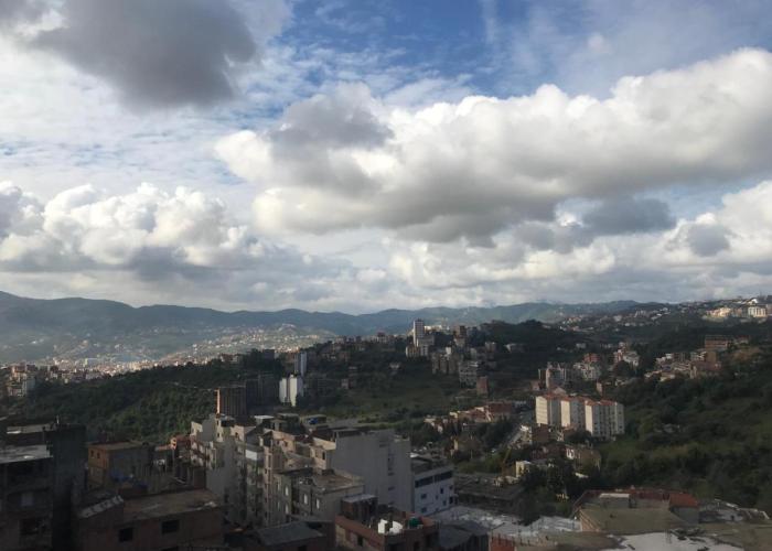 Super appartement de luxe T4 a la ville de Bejaia