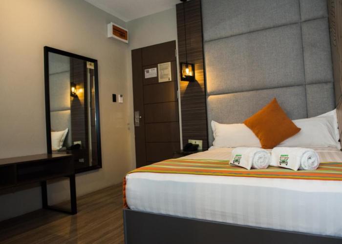 Dy Viajero Transient Hotel