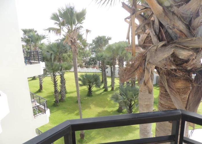 WATERFRONT FLAT 4 BEDROOM