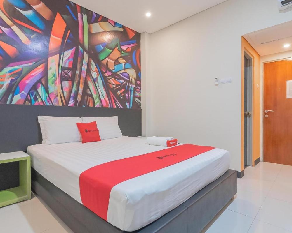 RedDoorz @ Rajawali KM 5