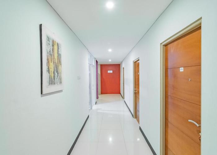 RedDoorz @ Rajawali KM 5