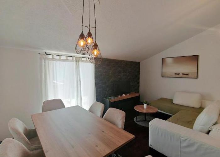 Lifestyle apartment Podstrana