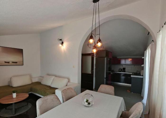 Lifestyle apartment Podstrana