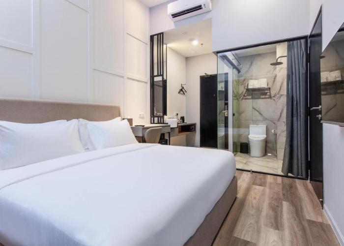 Wesley Hotel