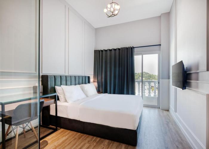 Wesley Hotel