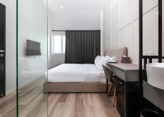 Wesley Hotel