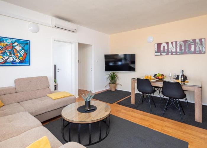 Family Beach Rooms