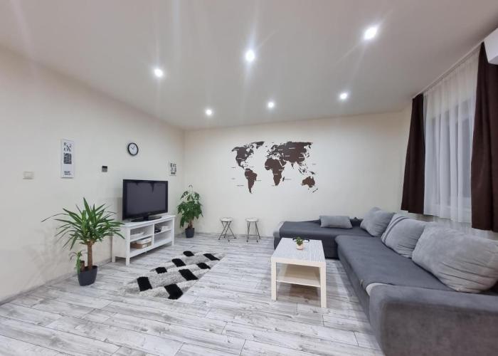 HIGH STREET APARTMAN
