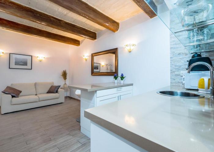 Valletta Main Street Apartment DELUXE