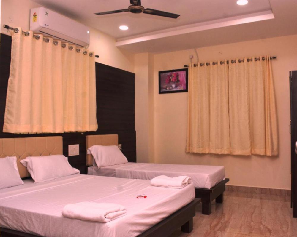 фото Arihanth Inn