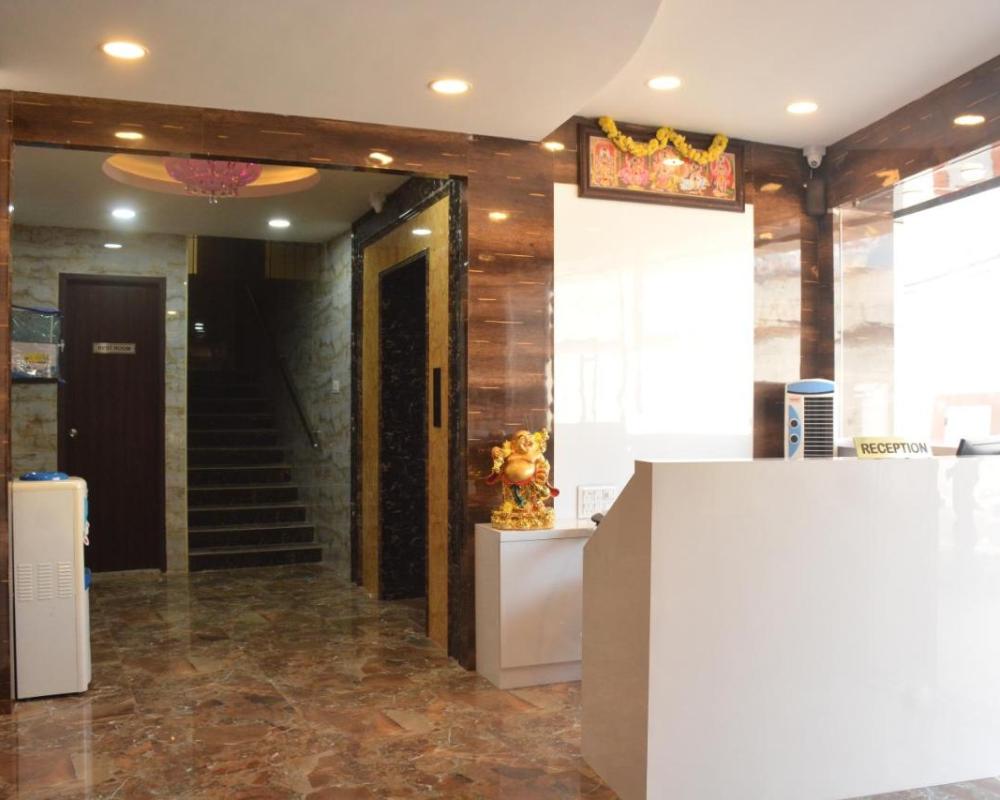 фото Arihanth Inn