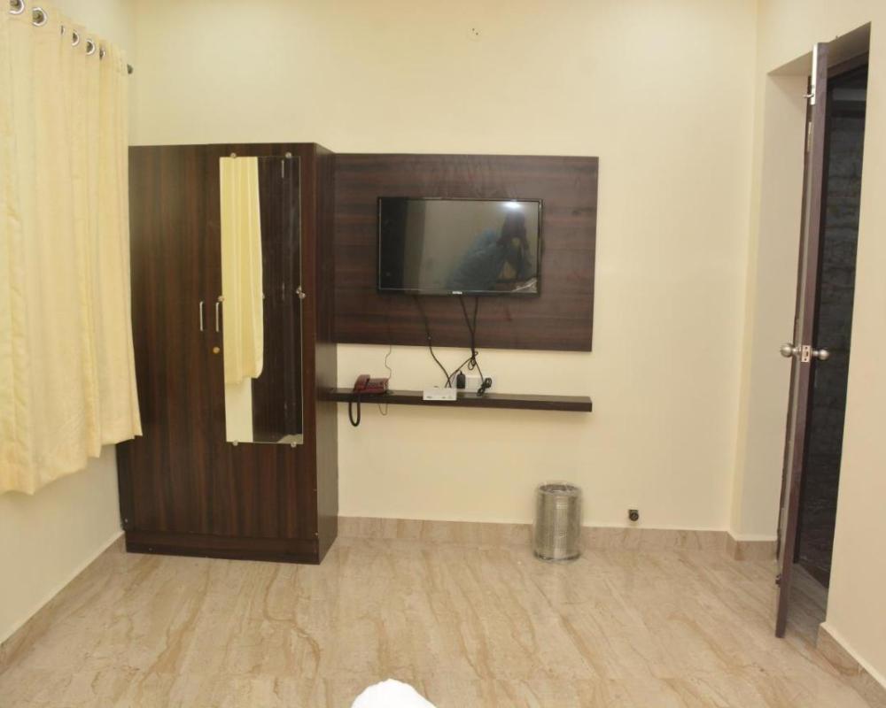 фото Arihanth Inn