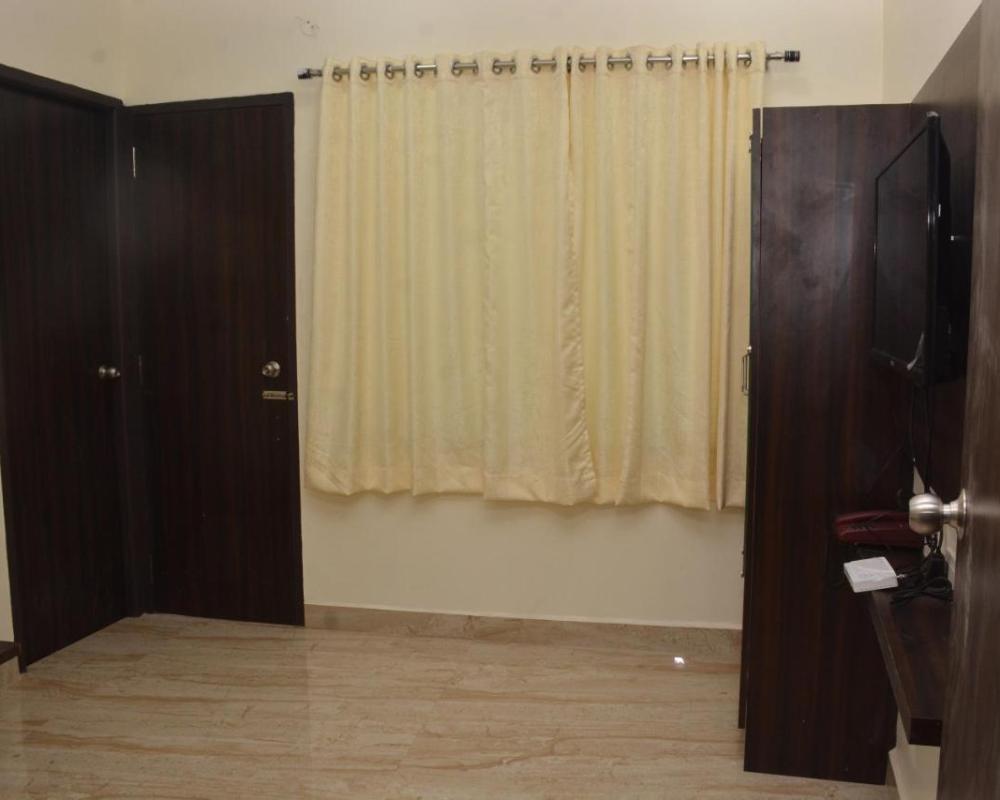 фото Arihanth Inn