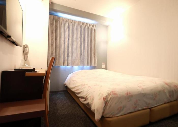 Toyama Town Hotel