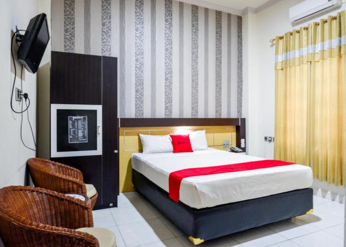 RedDoorz @ Hotel Bumi Palupy